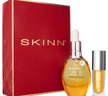 SKINN Holiday Brightening Duo: Vitamin C Facial Oil & Lip Oil Set. Visibly Firms, Hydrates & Soothes. Supports Collagen